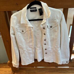 Axcess a Liz Claiborne Company stretch tapered white jean jacket size small